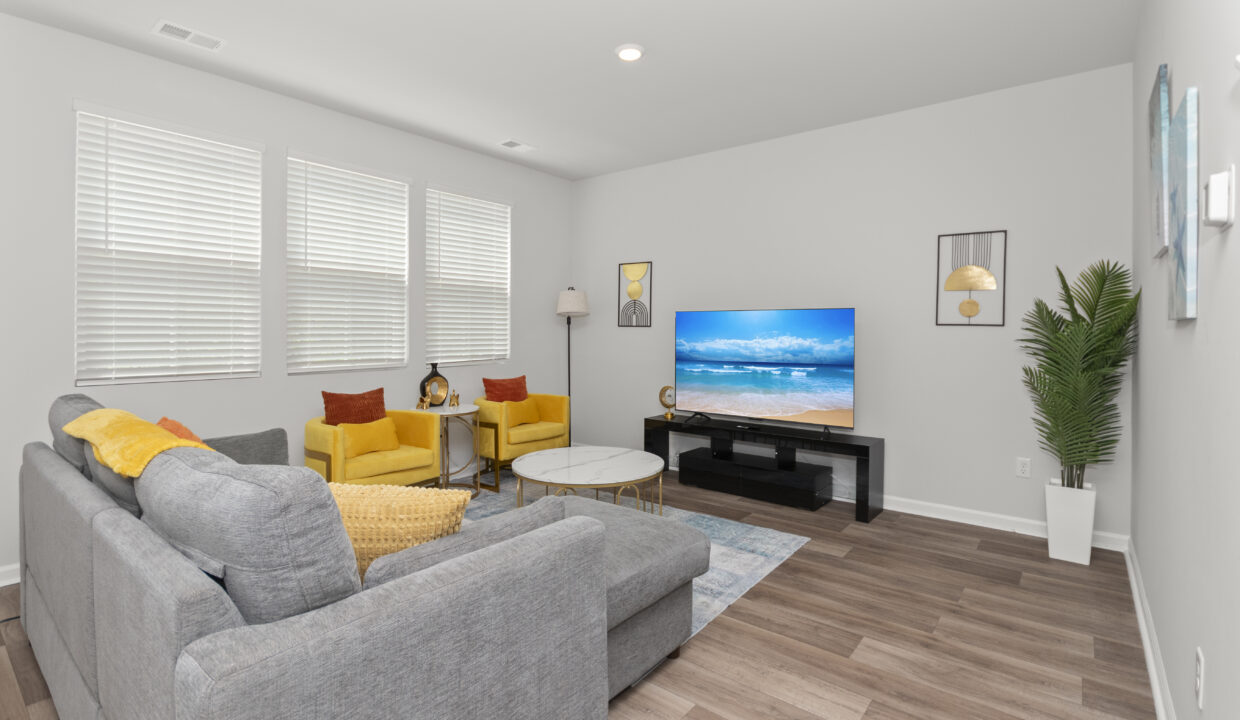 1608CrosswindCir_18