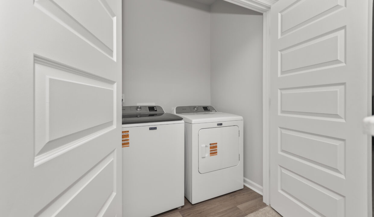 1608CrosswindCir_51